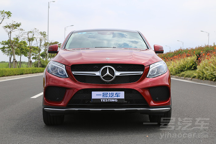 开gle400,沉浸式体验奔驰gle400coupe