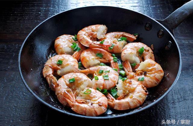 锅有几个坑还能用吗,锅真的要开吗