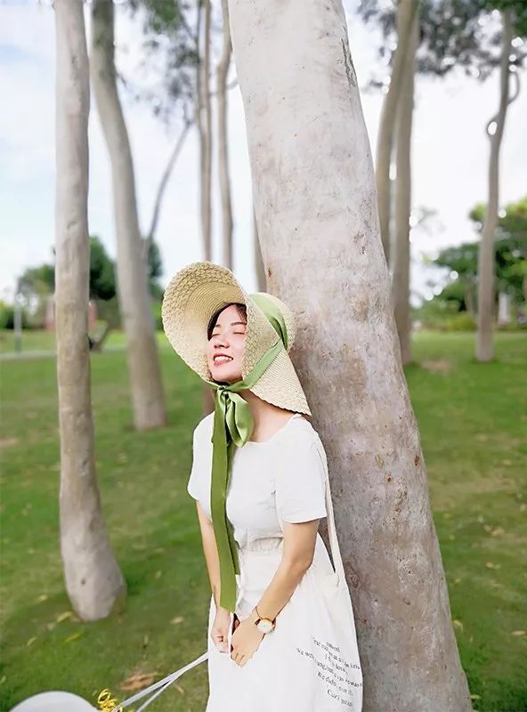 夏末还值得穿的五款连衣裙,秋季的时髦必备款连衣裙