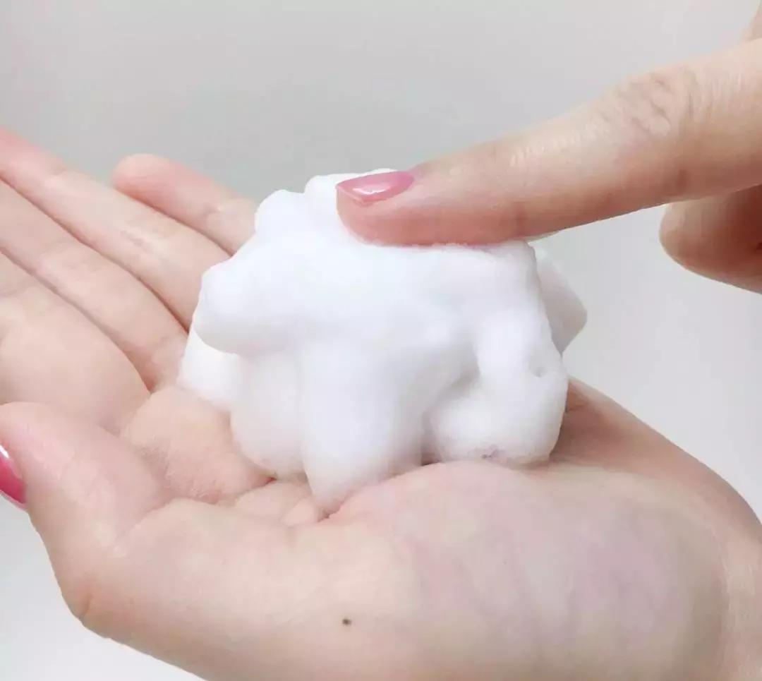 洗面奶没选好会起痘痘吗,洗面奶没洗干净伤到皮肤