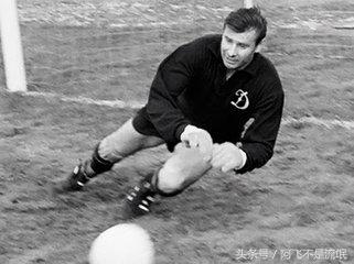 世界足坛十大门将排行榜最新,盘点现今足坛十大顶级门将