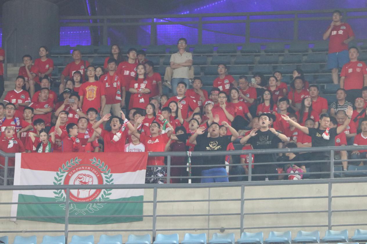 输了一起扛,输了一起扛篮球