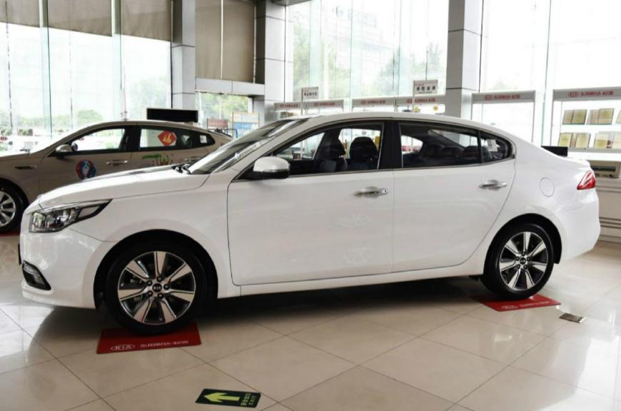 起亚k42017款1.8油耗,起亚全新k4会国产吗