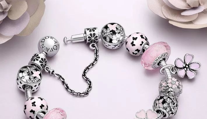 Pandora｜串珠生意难做啊！CEO：溜了溜了……
