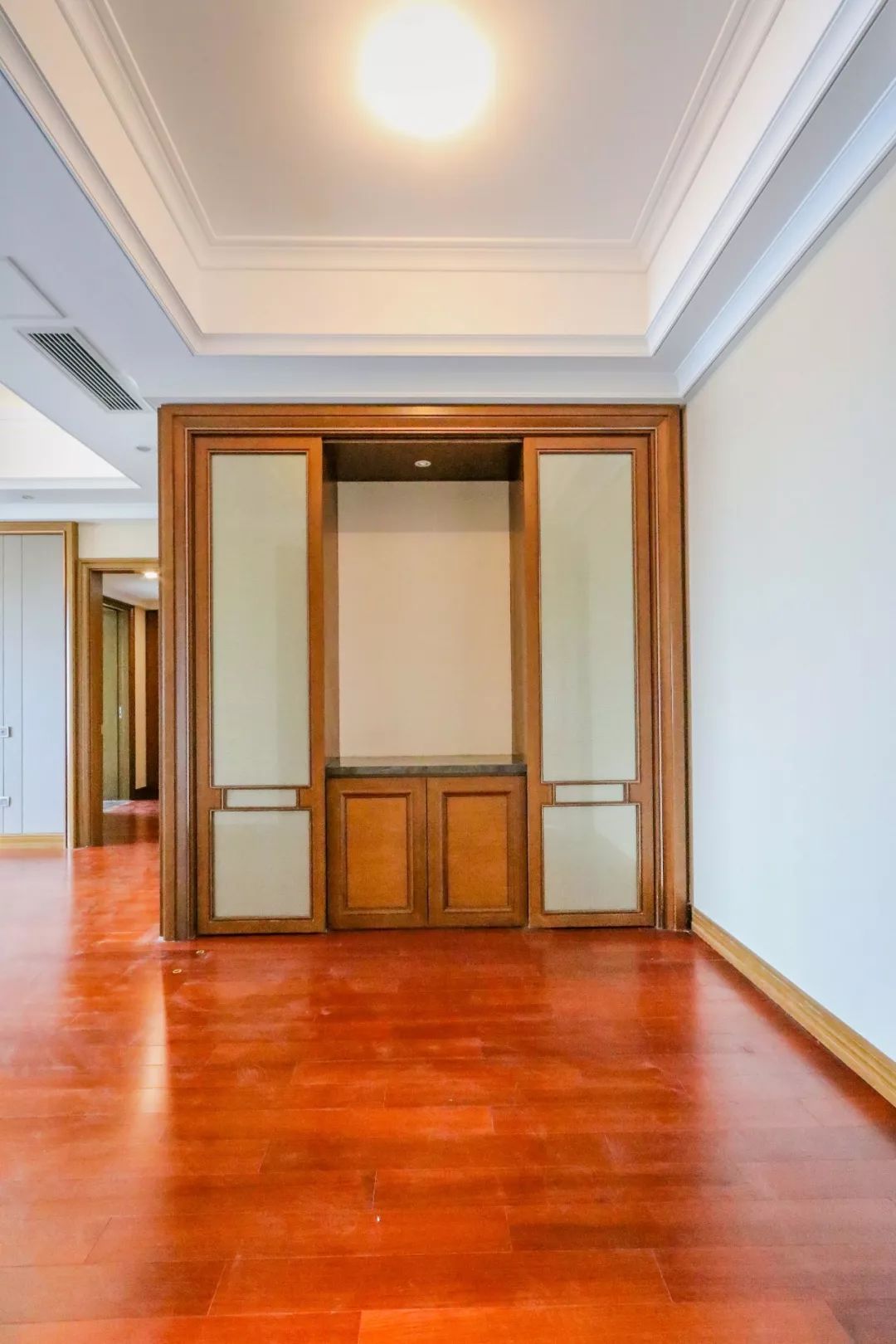 仁恒江湾天成380㎡，河西最顶级大平层！客厅开间层高逆天……