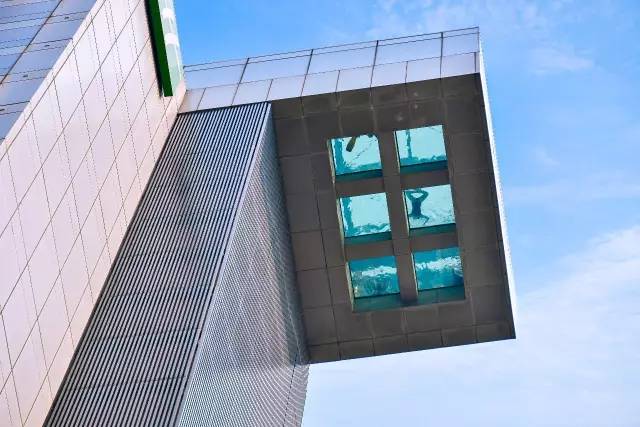 去处｜魔都网红游泳池，你知道几个？