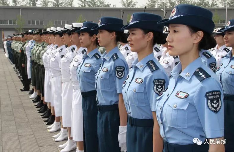 义务兵两年和一期士官退伍费多少,义务兵和士官退伍费的区别