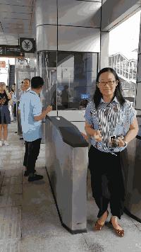 南宁brt1号线换乘,南宁brt公交体验