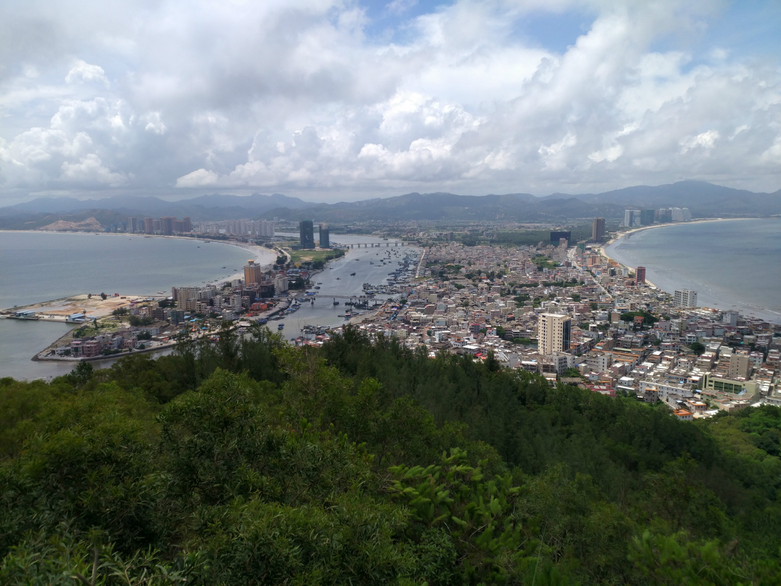 惠州双月湾五星级海边度假酒店,广东海边五星级酒店推荐