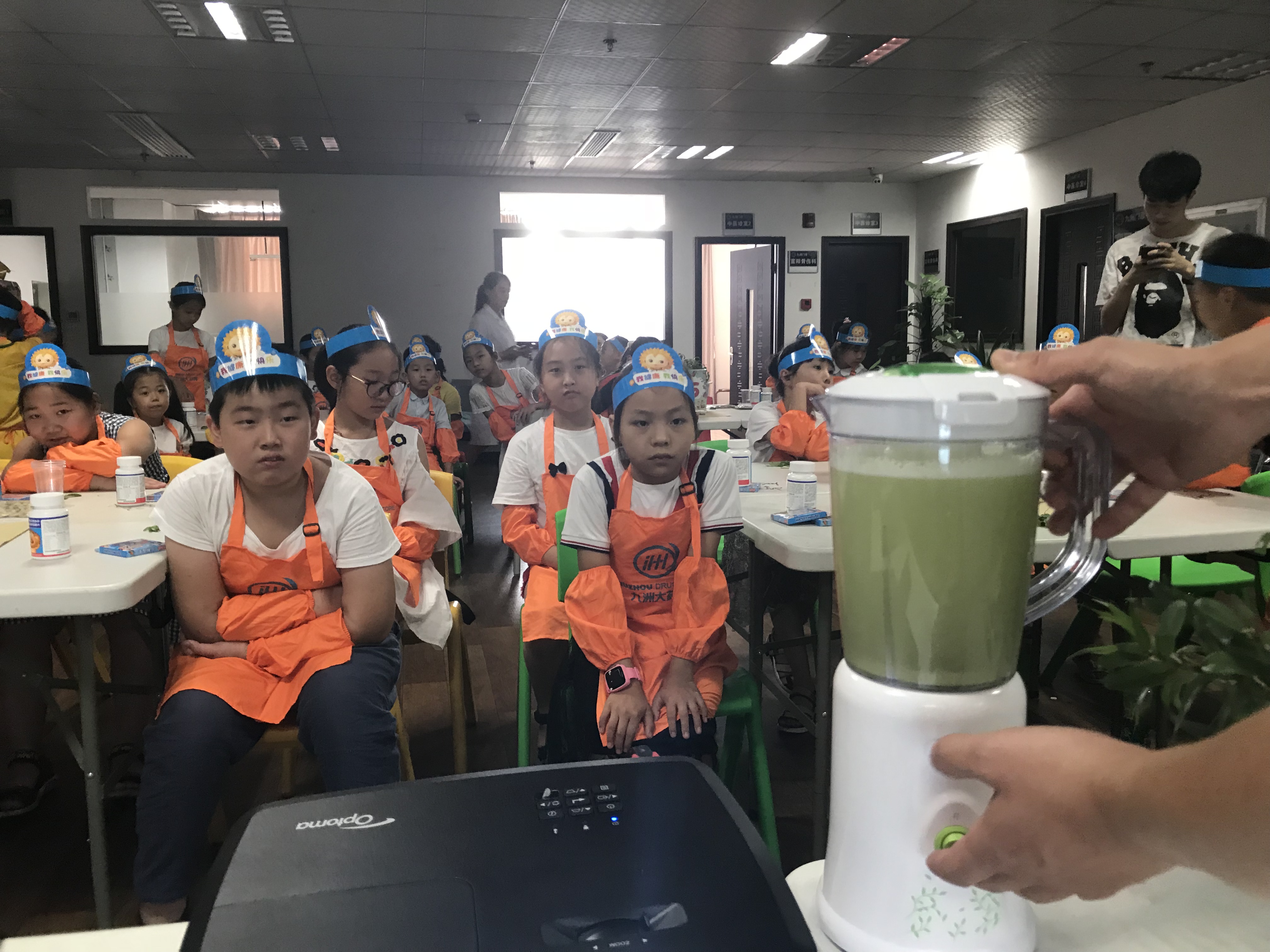 中华小药师夏令营第六课：认识神奇的仙草——石斛