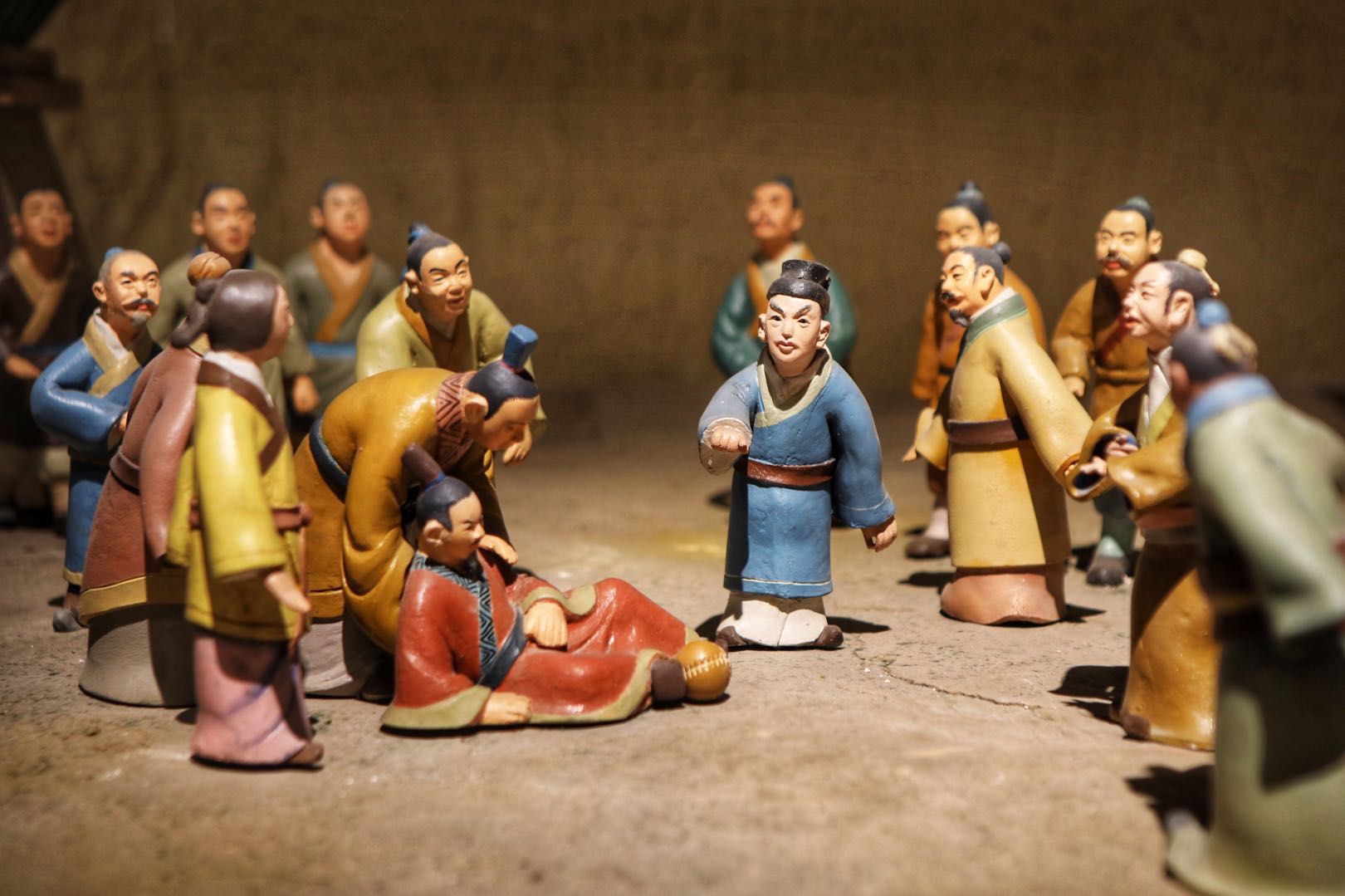 足球起源于中国哪个朝代,足球历史最早是在哪里出现的