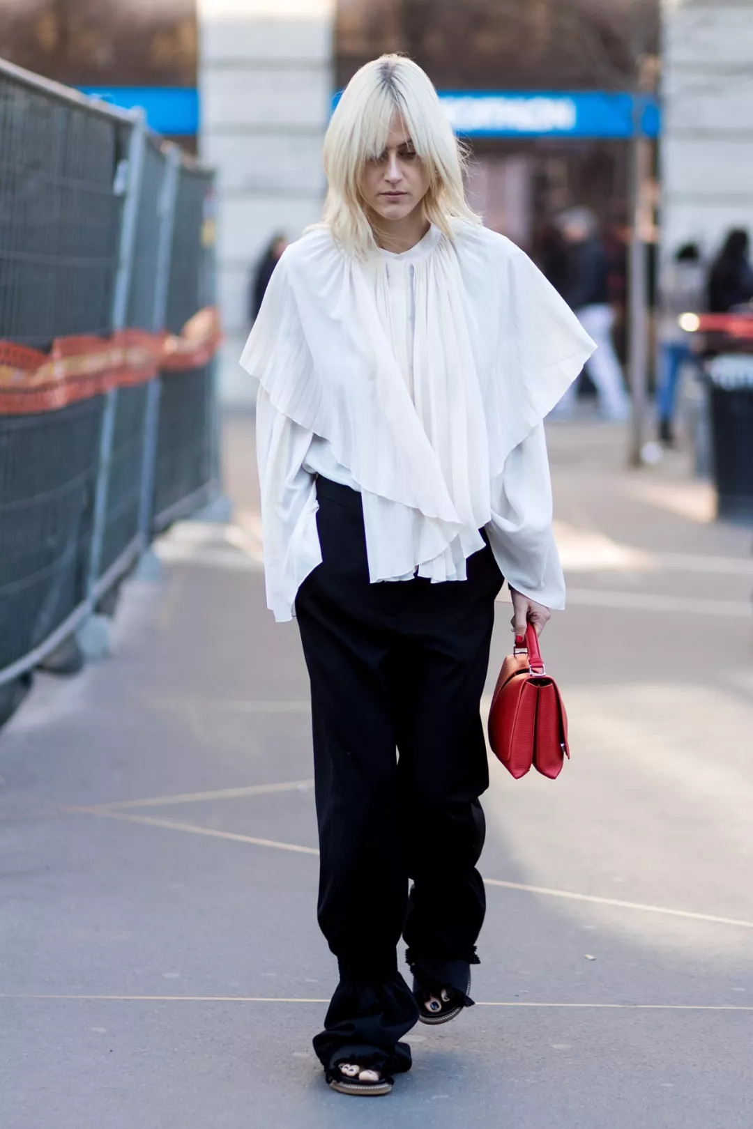 长袖衬衫怎么穿才好看,衬衫这样穿时髦又高级回头率200%