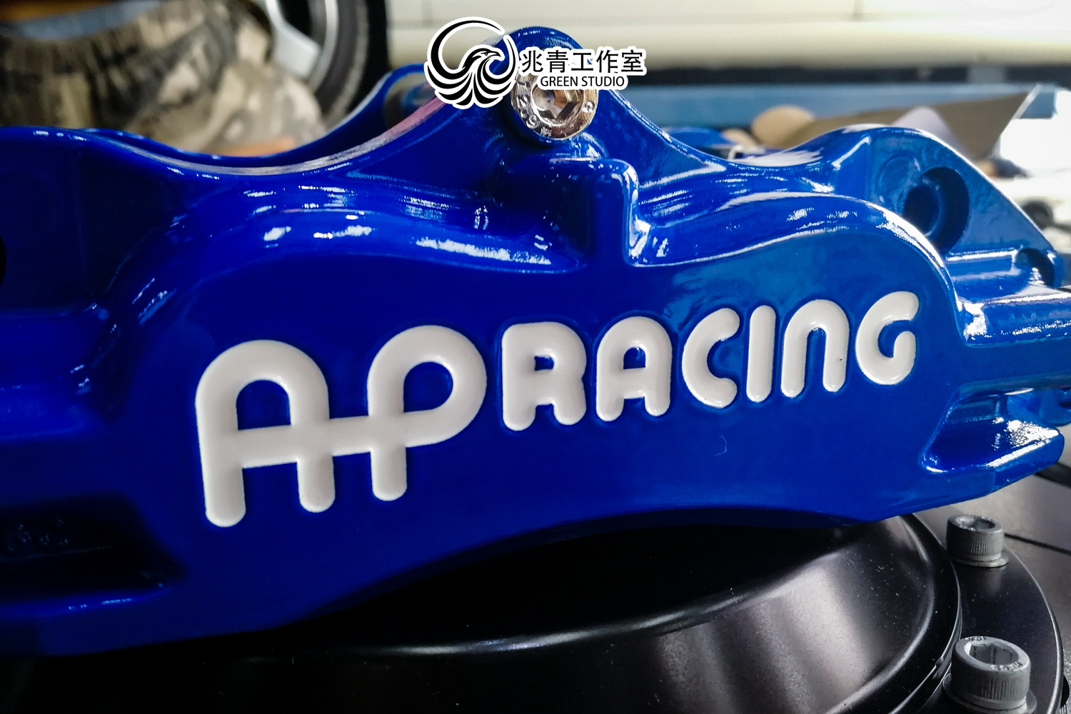 6代高尔夫改刹车案例,高尔夫六更换七代轮毂