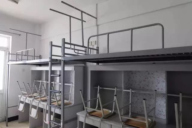 小纸片的吃喝玩乐,小纸片人的家