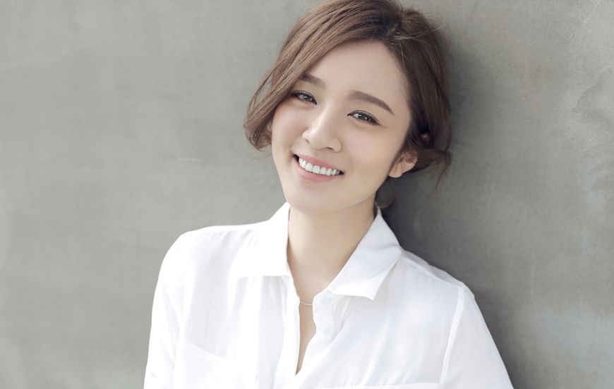 郑恺和哪些人谈过恋爱 (郑恺为什么一直对她念念不忘)