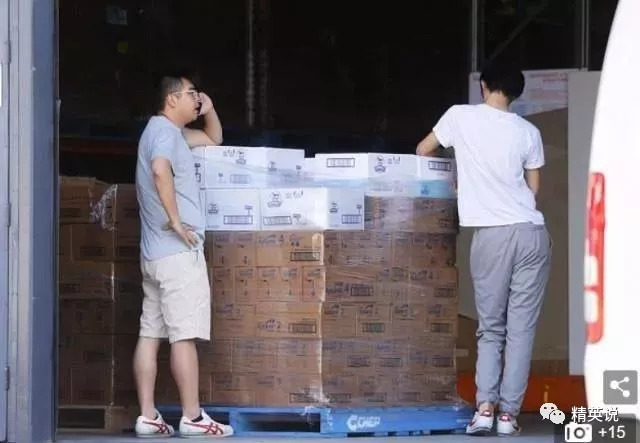 中国小哥在国外两年赚2套房4辆车，这个害人不浅的职业养肥了多少人？