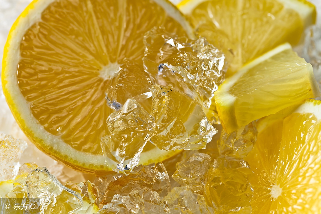 衣服用爆炸盐泡越泡越脏,衣服不小心沾上84消毒液如何补救