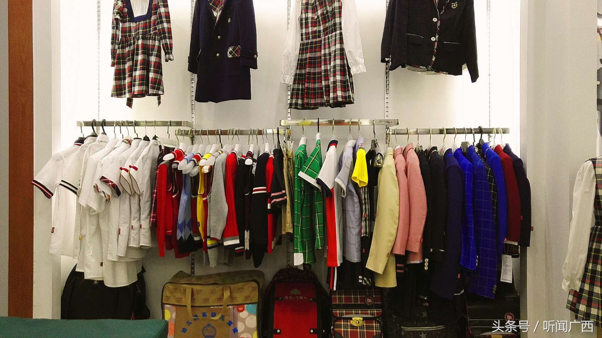南宁中小学生校服新希望销售点,南宁学校秋季服装
