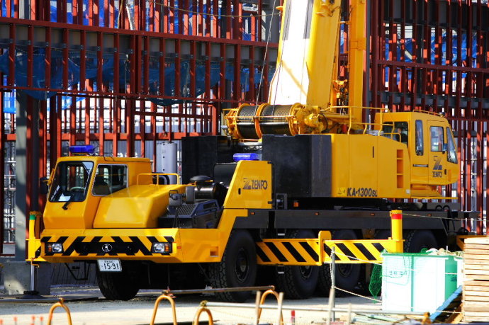 日本建筑工地起重机,日本起重机实拍