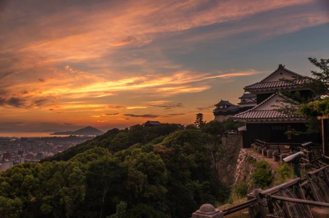 日本最高级的温泉,日本最古老的温泉是什么