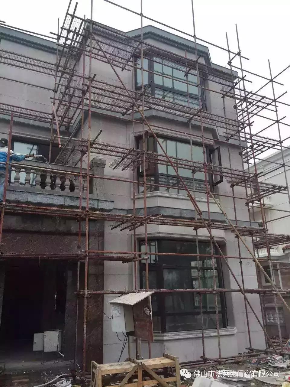 旧铝合金门窗如何安装更换密封条,铝合金门窗安装需要打膨胀螺丝吗