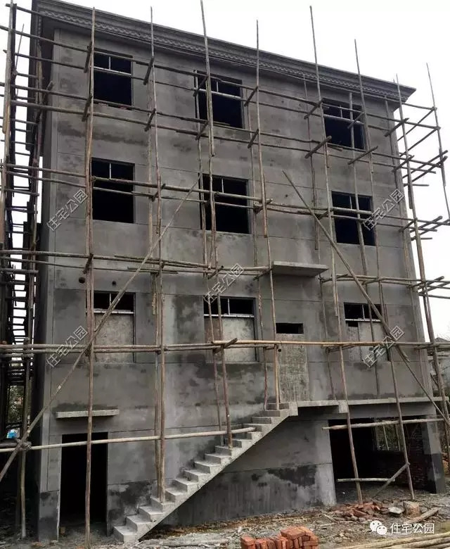 最新农村自建房效果图带地下室,农村一层自建房带地下室效果图