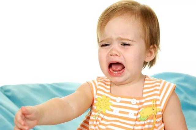 快三岁男孩特别爱哭,三岁孩子爱哭