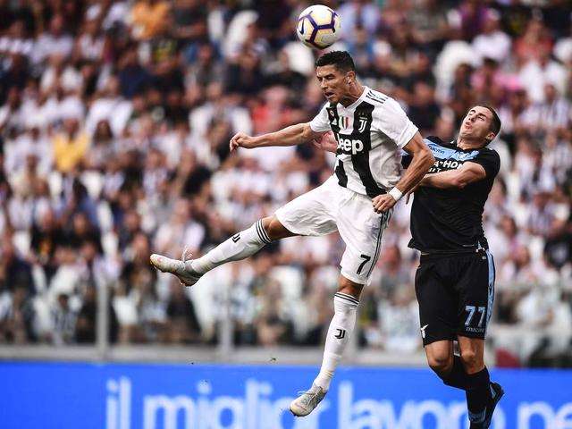 c罗在尤文的第一个梅开二度,c罗加盟尤文第二个赛季表现炸裂