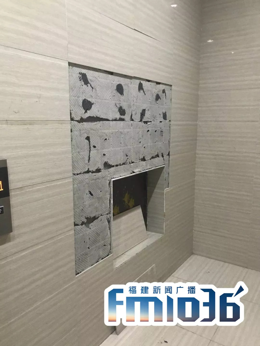 交房五年地板砖鼓起物业有责任吗,交房五年室内瓷砖脱落