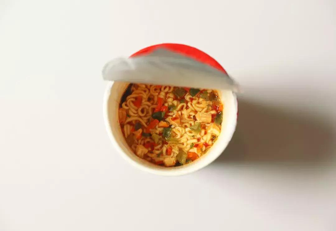 白象蟹黄拌面杯面方便面,十种方便面测评