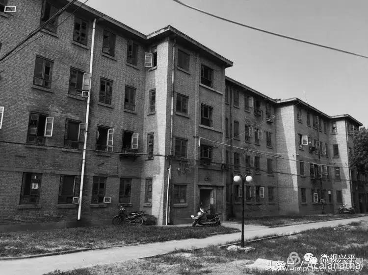 兴平：我的故乡我的云一一70后纤维厂纪事