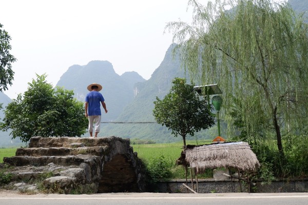 桂林阳朔无敌风景,阳朔龙头山水美如人间仙境
