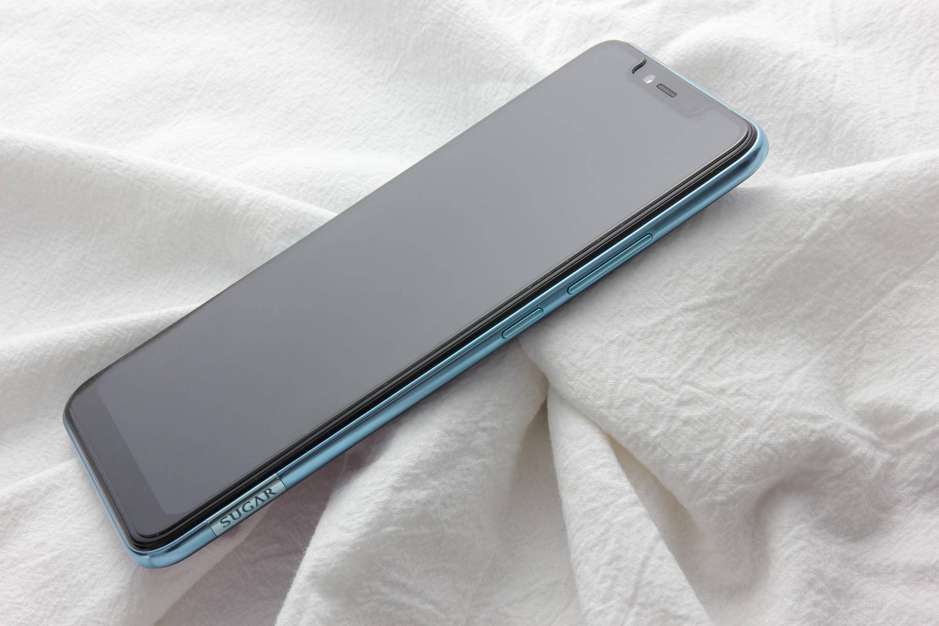 值得年轻人上手的最新手机,年轻人用过的第一代智能手机