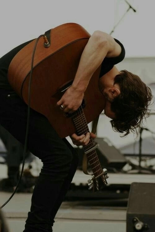 诸暨吉他业余爱好者,初学者吉他学习规划思路