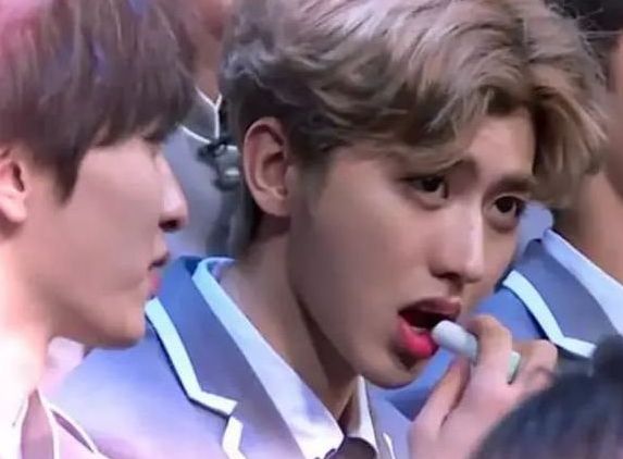 男生化妆新手教程视频,化妆教程初学者淡妆步骤男生