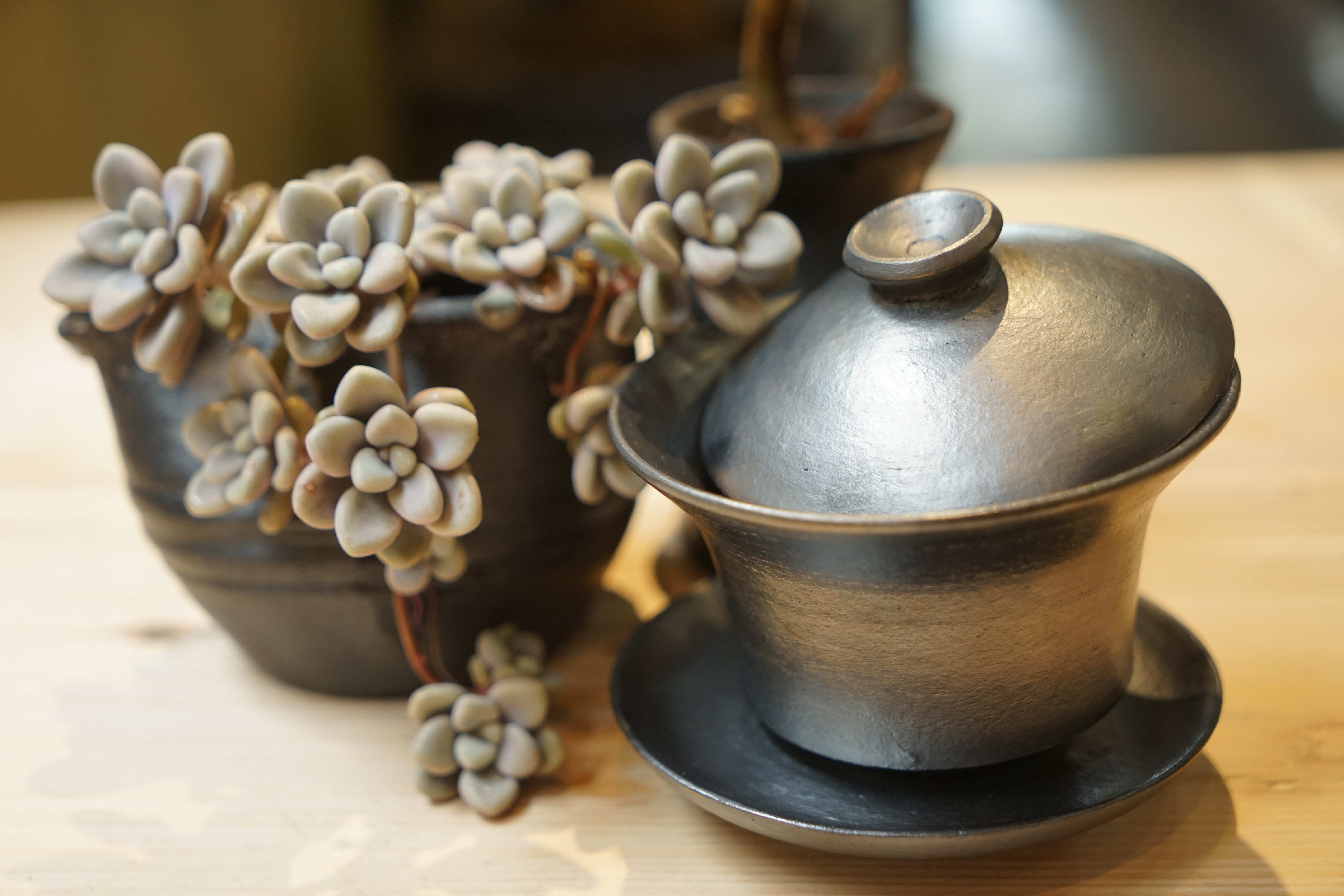 黑陶的前世今生：5000年古文明技艺把泥土炼成“黑金”