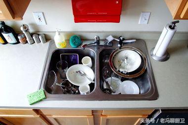 不锈钢水槽怎样清洗才不会生锈,厨房不锈钢水槽变色