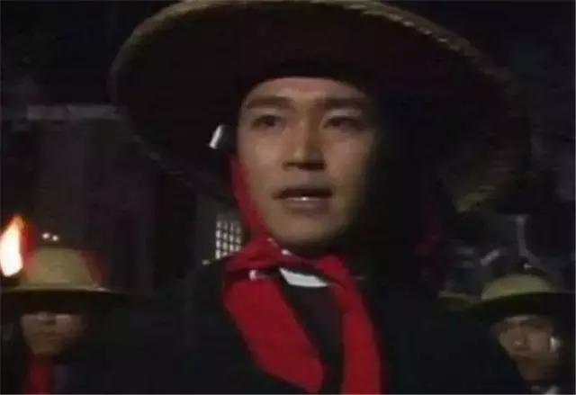 《功夫》中有哪些幕后故事？梁小龙原来不是火云邪神第一人选