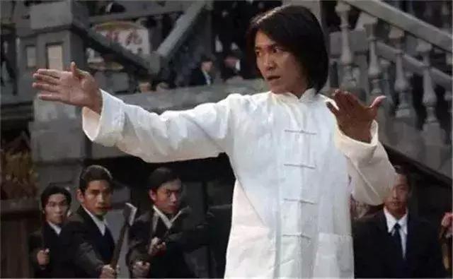 《功夫》中有哪些幕后故事？梁小龙原来不是火云邪神第一人选