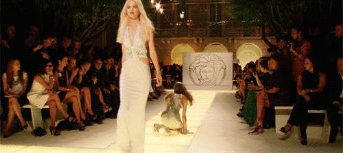 二次元的死亡瞬间,二次元的死亡发型