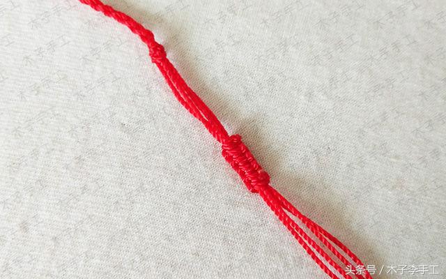 本命年编织红绳腰链,现在流行带红绳腰链本命年