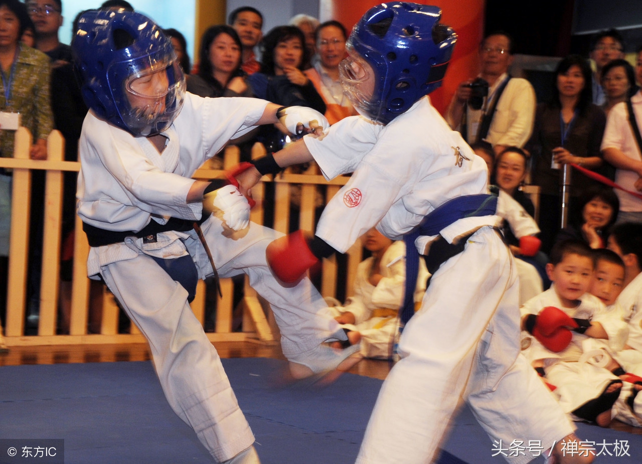 拳击跆拳道泰拳哪个杀伤力大,泰拳最猛烈招式能打赢跆拳道吗