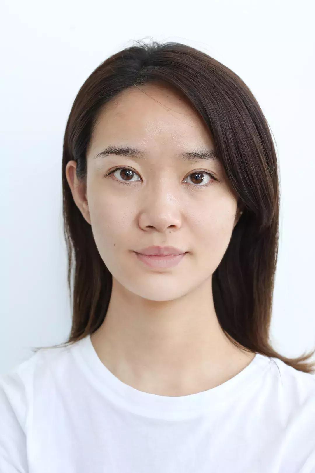 vc精华淡化法令纹暗沉,vc用了法令纹发黄