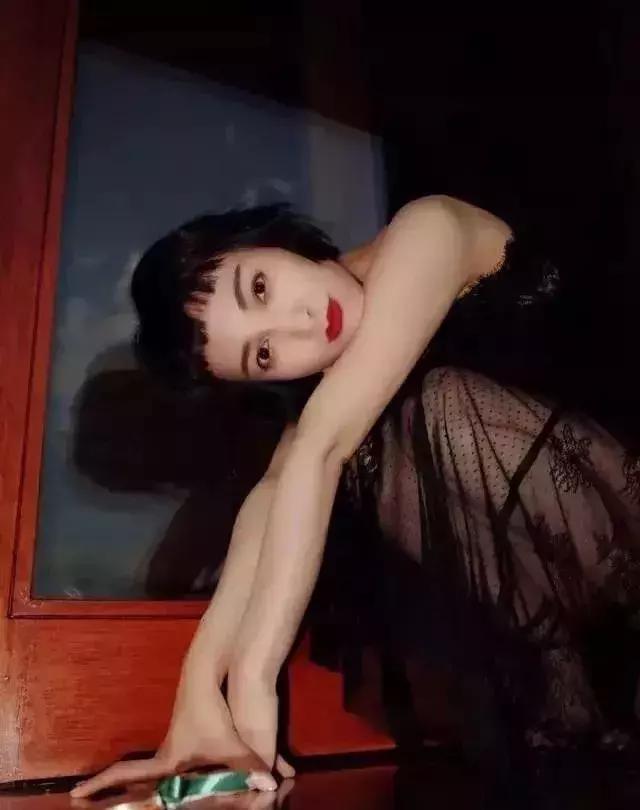 八字刘海空气刘海适合什么脸型,八字刘海和法式刘海适合的脸型