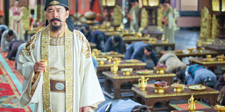 清朝武官为什么级别比文官高,清朝的一品武官现在什么级别