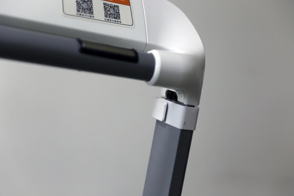 亿健精灵elf智能跑步机视频,亿健air跑步机测评