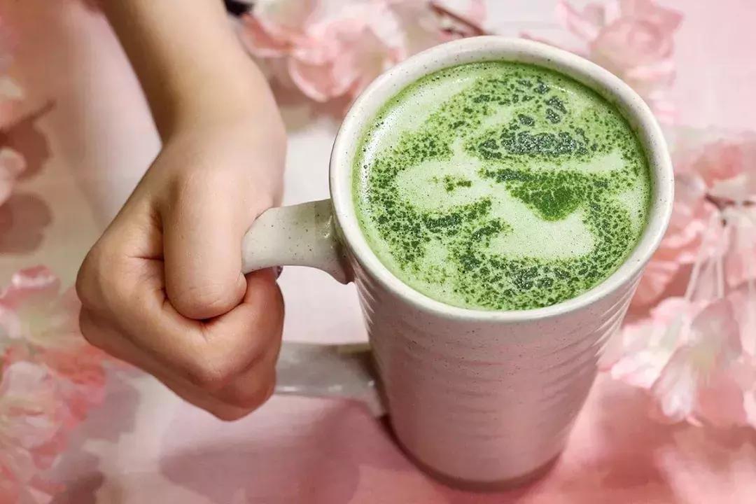 一家抹茶甜品店,日式抹茶味甜品店