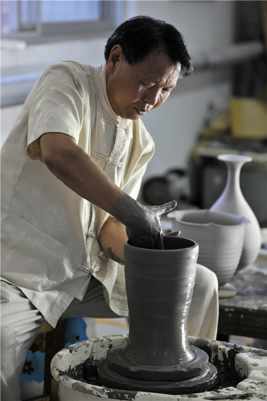 汝瓷非遗传人李廷怀,汝瓷烧制技艺传承人李廷怀