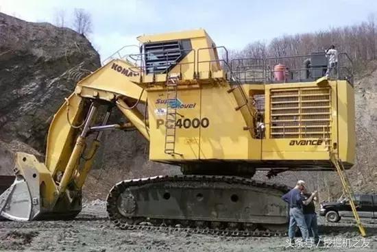 世界上最大的液压挖掘机,全球最大液压挖掘机