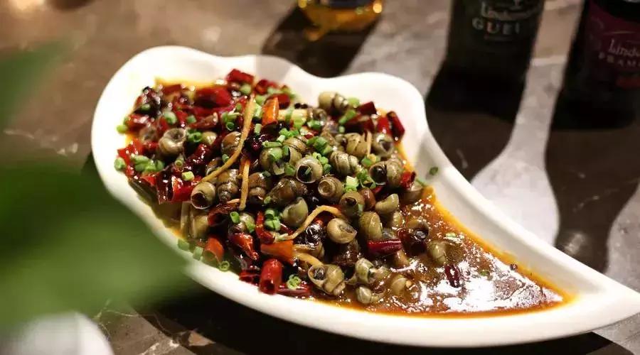 螺丝肥而不腻,螺蛳肥美季节